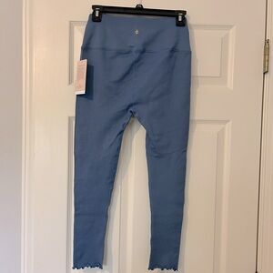 Spiritual Gangster Love Sculpt 7/8 Ruffle Legging